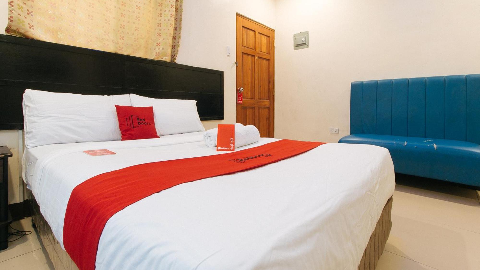 Reddoorz At V-Cat Apartelle Sampaloc מנילה מראה חיצוני תמונה