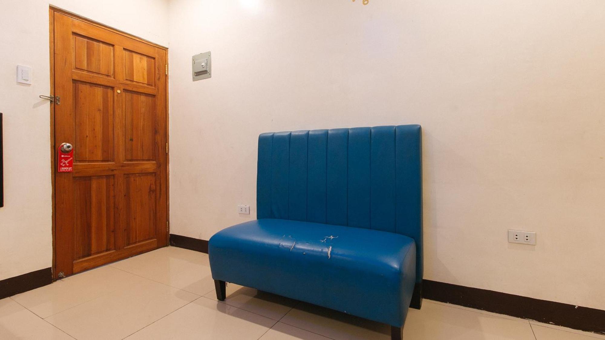 Reddoorz At V-Cat Apartelle Sampaloc מנילה מראה חיצוני תמונה