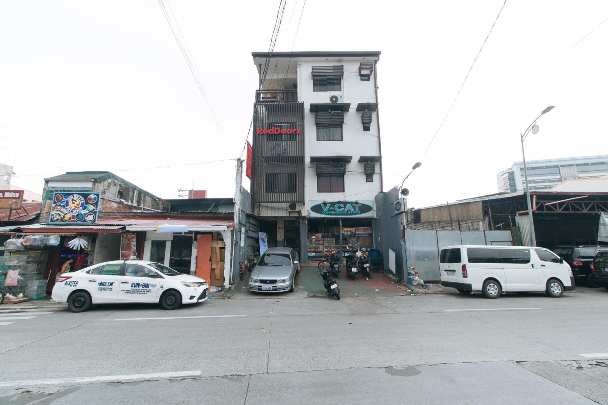 Reddoorz At V-Cat Apartelle Sampaloc מנילה מראה חיצוני תמונה